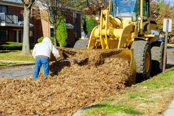 Mulch Hauling in Bethesda