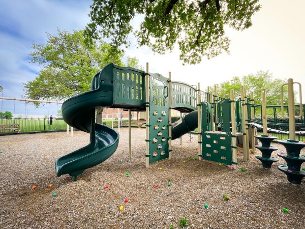 Playground Mulch Service in Bethesda
